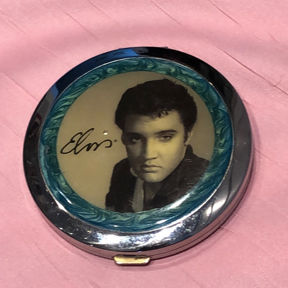 Elvis Mirror Compact! Regular & magnifying mirrors! Rhinestone embellished!